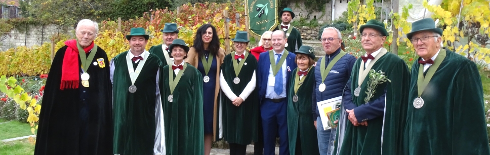 Intronisation d'Eric Sureau et Stéphane Motel par la Confrérie des Chevaliers de l'olivier de Nyons